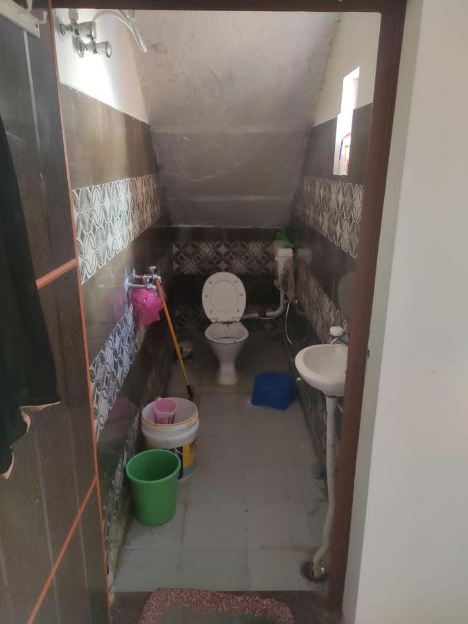 Nidhivan Homestay Vrindāvan Zewnętrze zdjęcie