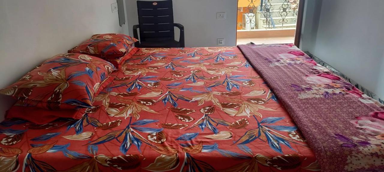 Nidhivan Homestay Vrindāvan Zewnętrze zdjęcie